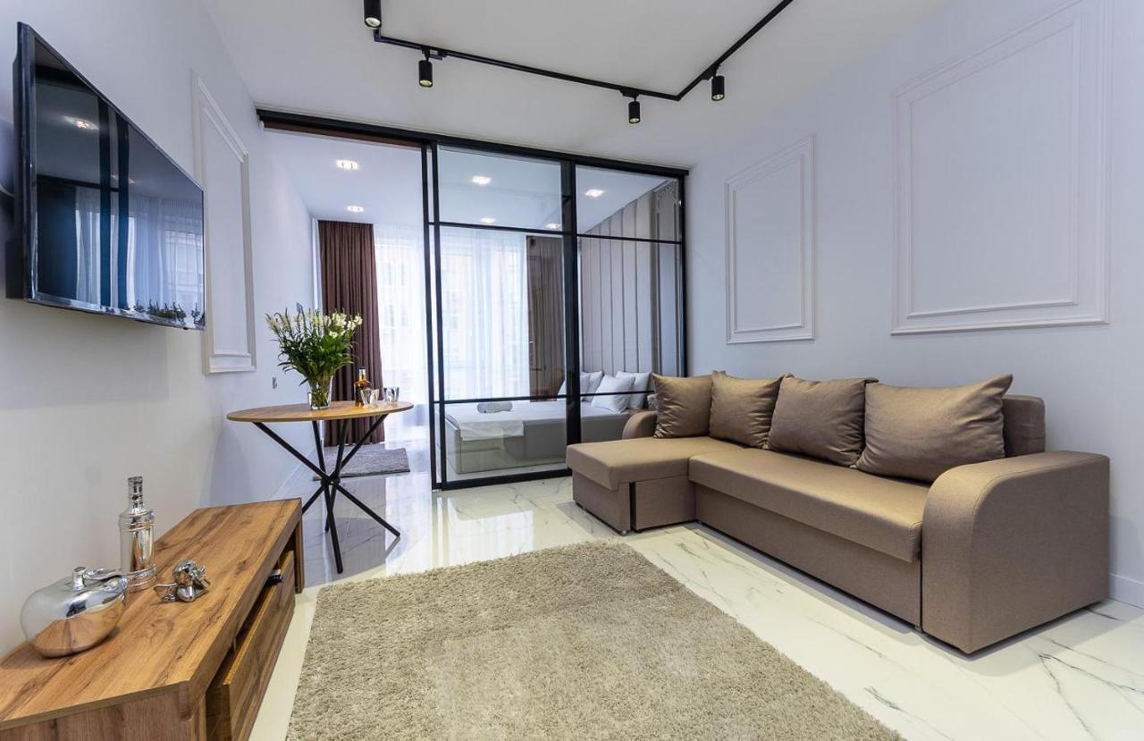 Fashionable Apartments. Smartplaza Metro Minskaya. Obolon Kiev Eksteriør billede