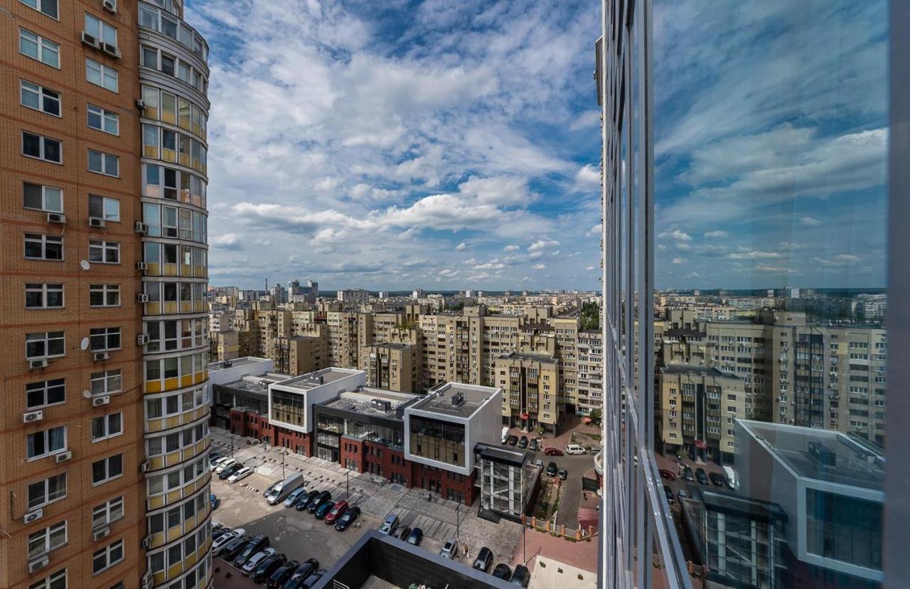 Fashionable Apartments. Smartplaza Metro Minskaya. Obolon Kiev Eksteriør billede