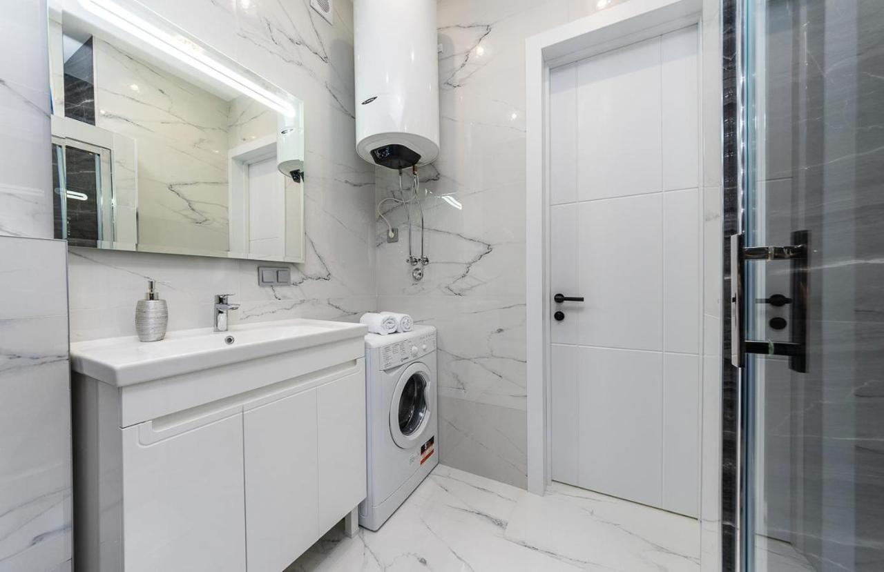 Fashionable Apartments. Smartplaza Metro Minskaya. Obolon Kiev Eksteriør billede